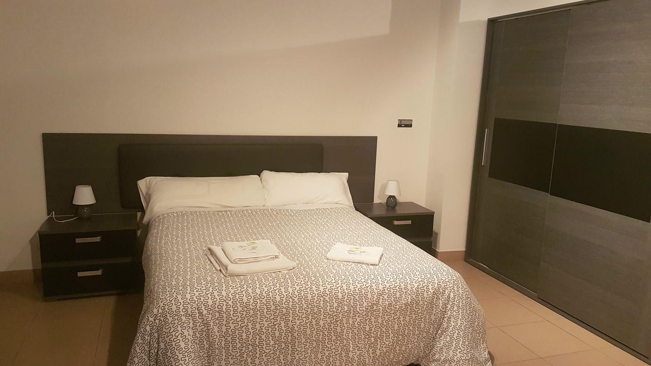 Hotel Avenida Del Sotillo ラ・ラストリージャ エクステリア 写真