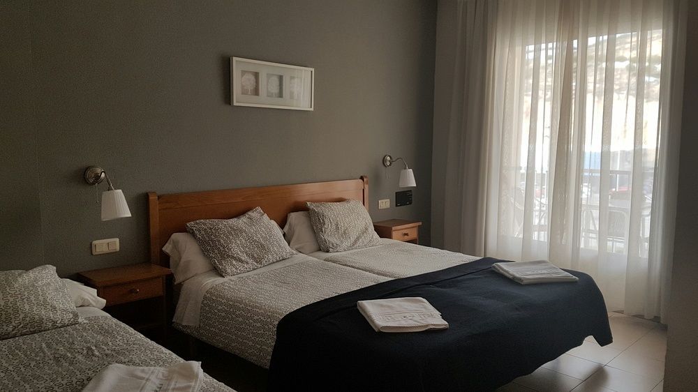 Hotel Avenida Del Sotillo ラ・ラストリージャ エクステリア 写真